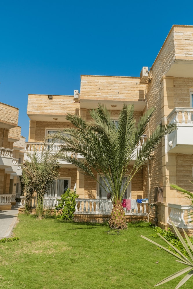 Dahab Hotel 45/50