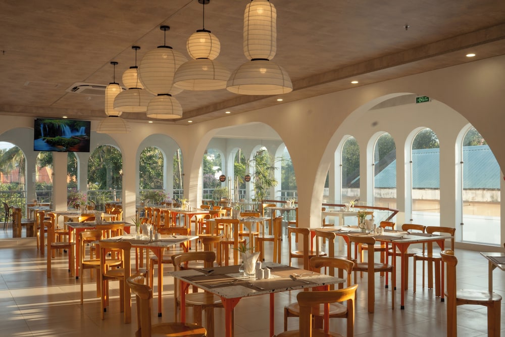 The Up Phu Quoc Hotel 35/50