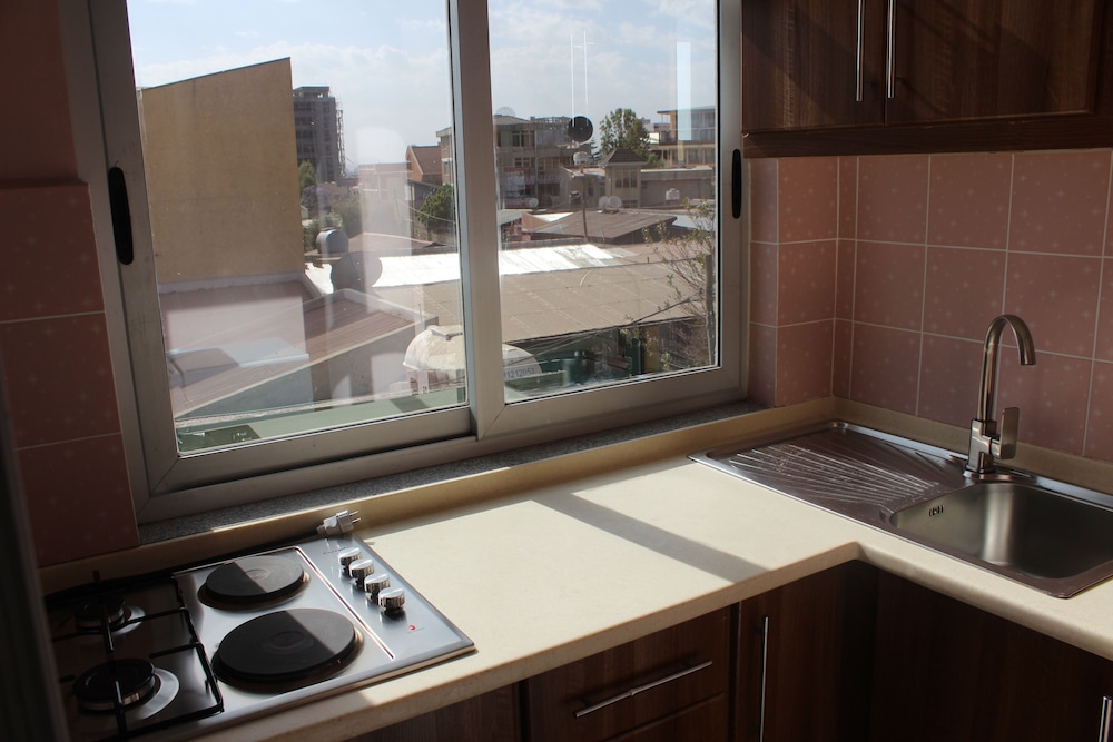 Oasis Hotel Apartment 54/57