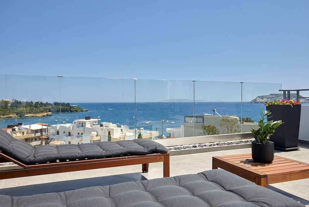 Seascape Luxury Residences - Adults Only 61/71