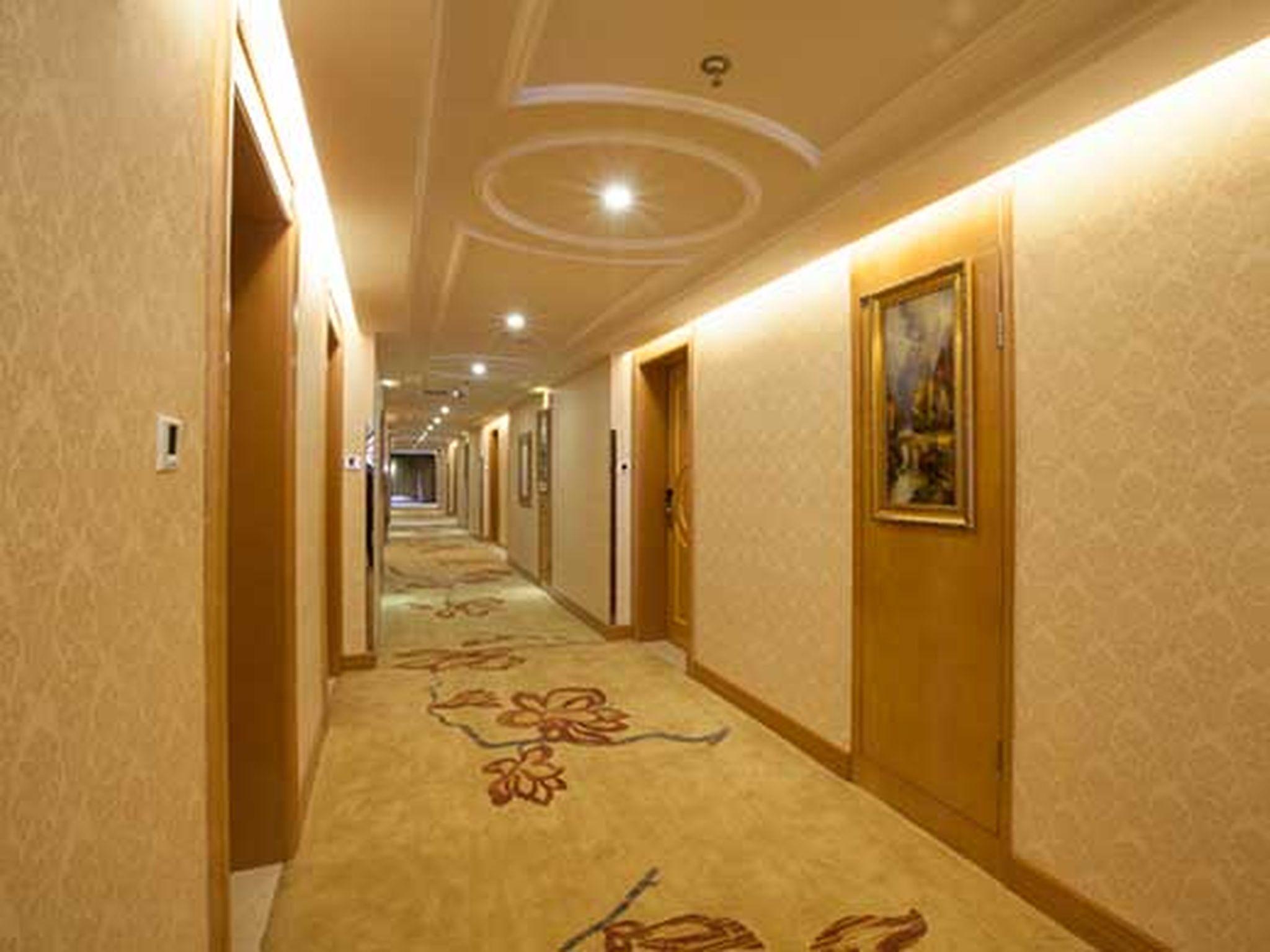 Vienna International Hotel (Changsha Gaoqiao) 25/36