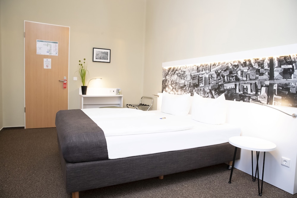Hotel Am Schlosspark 18/71
