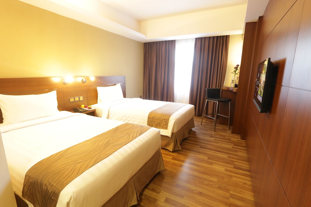 Fox Hotel Nagoya Batam 14/69
