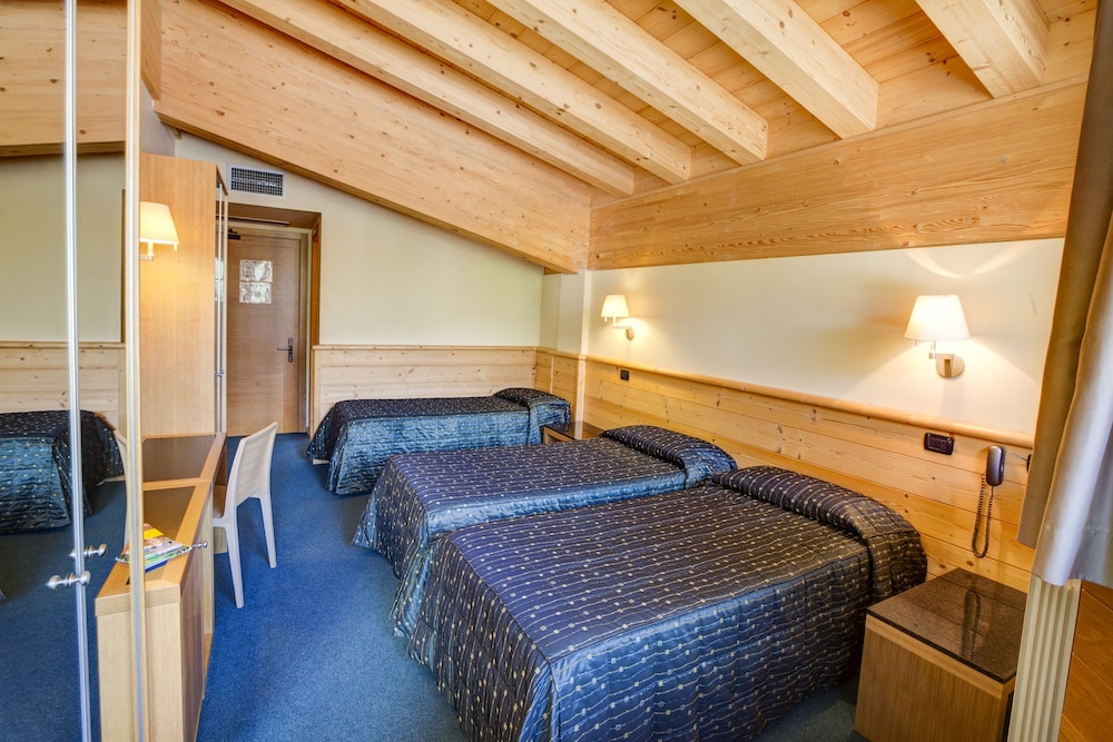 Hotel Garnì Pegra 26/76