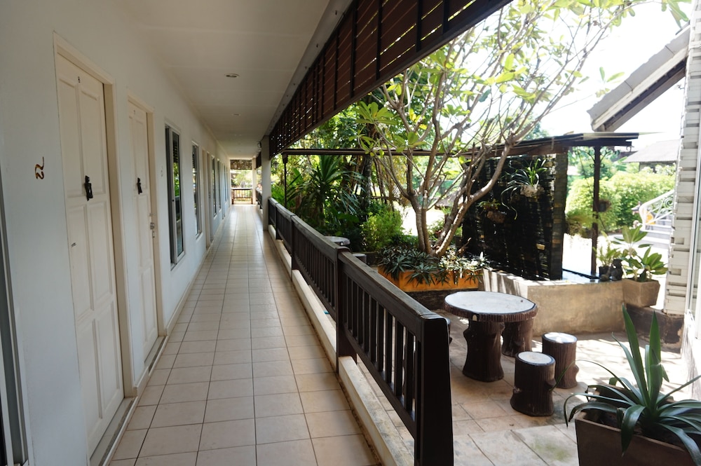 Thatphanom Place 6/22
