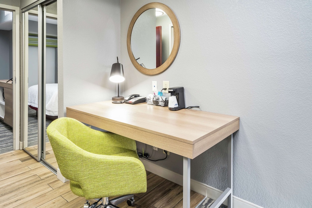 Hampton Inn Wilson Downtown 41/50