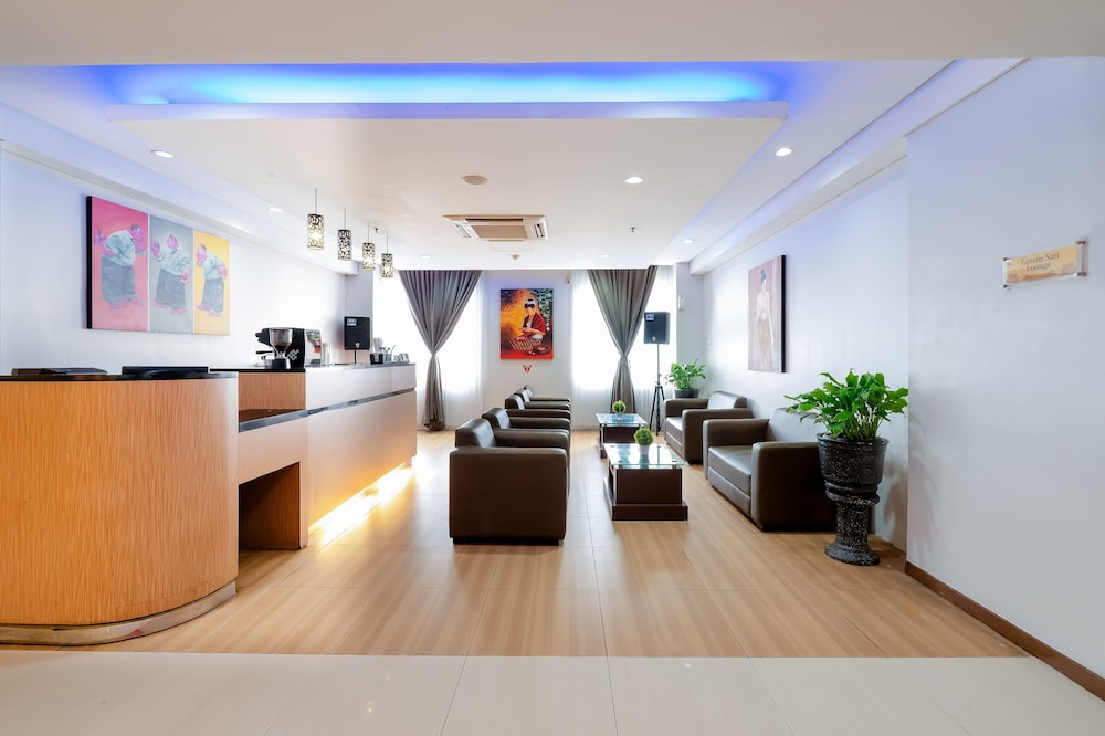Atrium Premiere Hotel 38/53