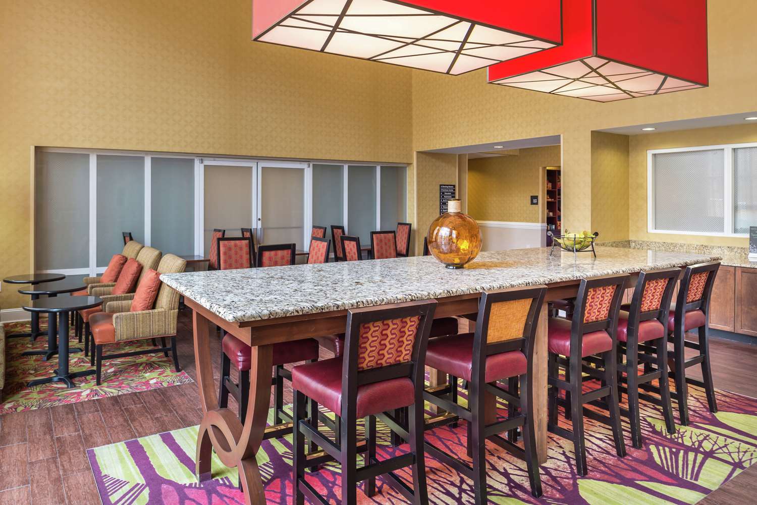 Hampton Inn & Suites Charlotte-Arrowood 42/61