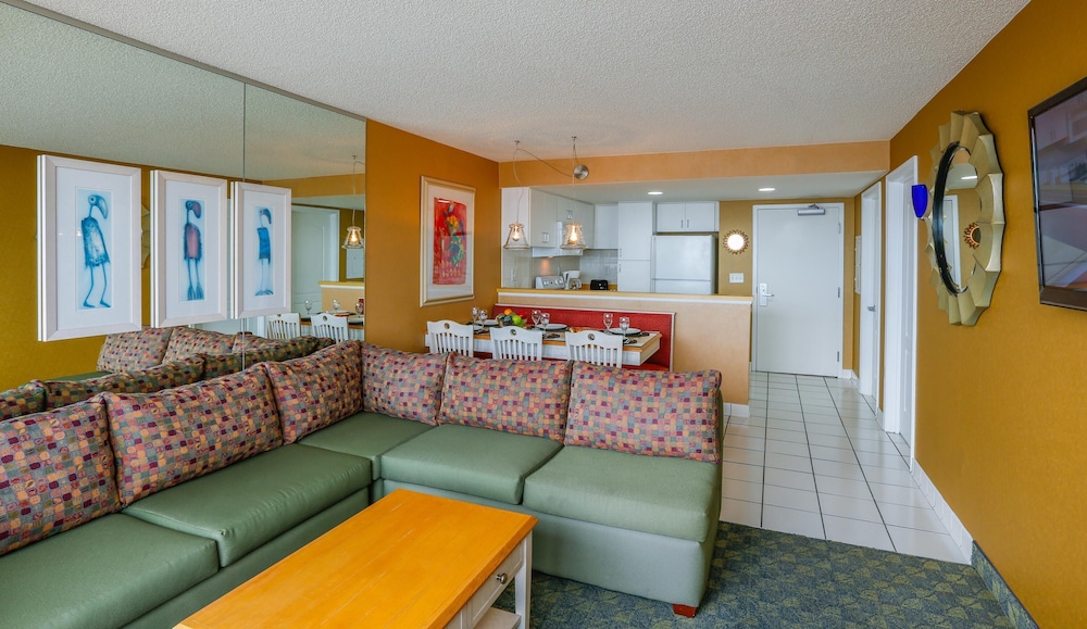 Boardwalk Resort And Villas 44/57