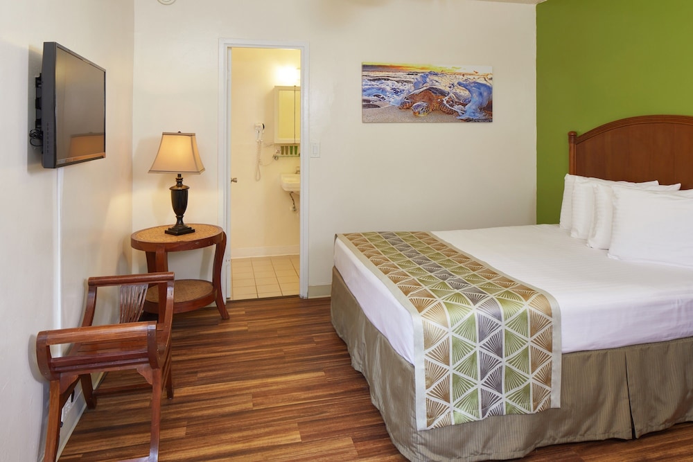 STANDARD, QUEEN BED