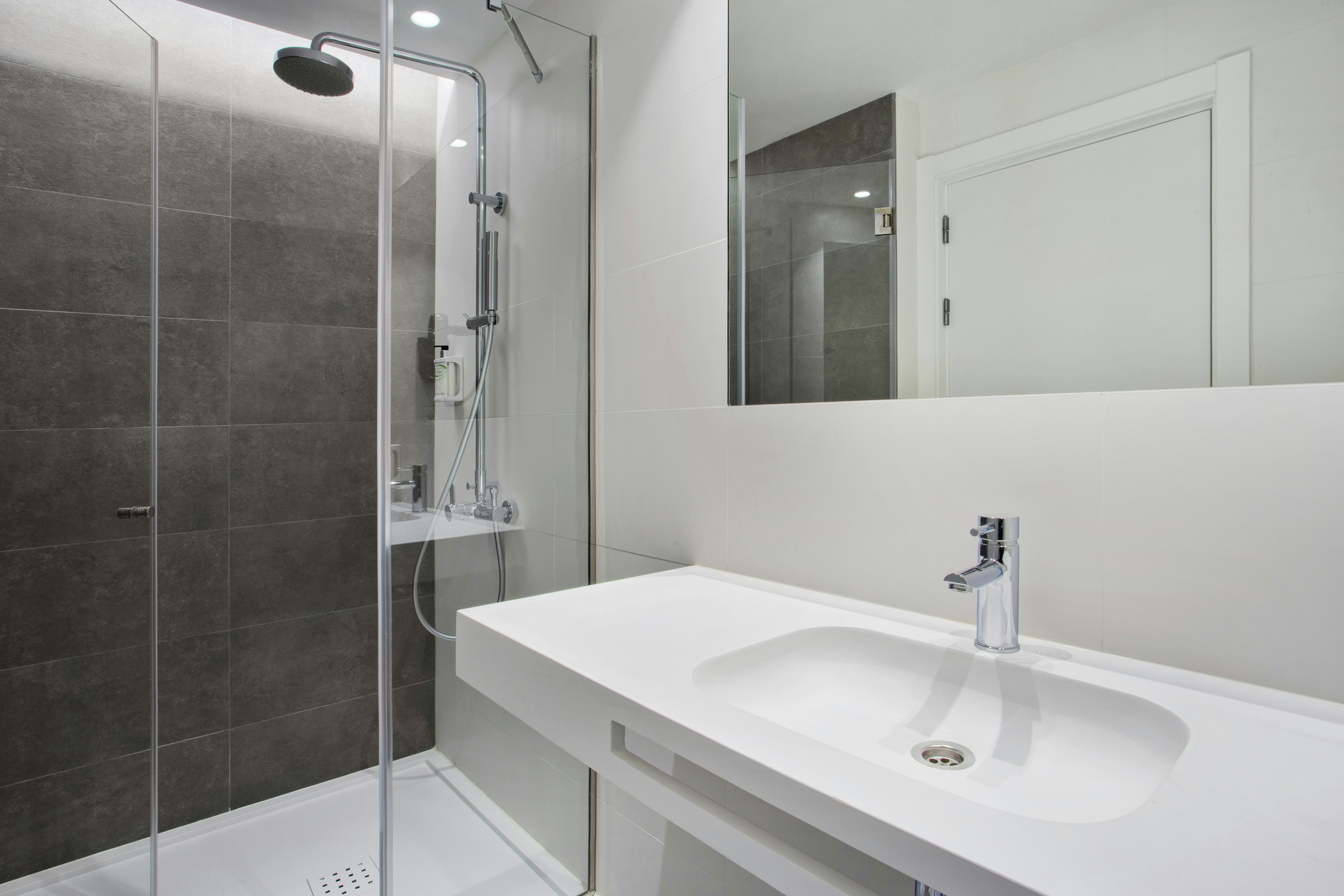 B&B HOTEL Porto Expo Aeroporto، Leca da Palmeira 33/33