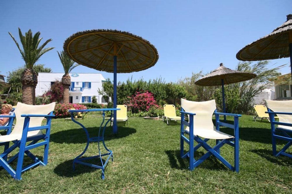 Aghia Anna Hotel 34/41