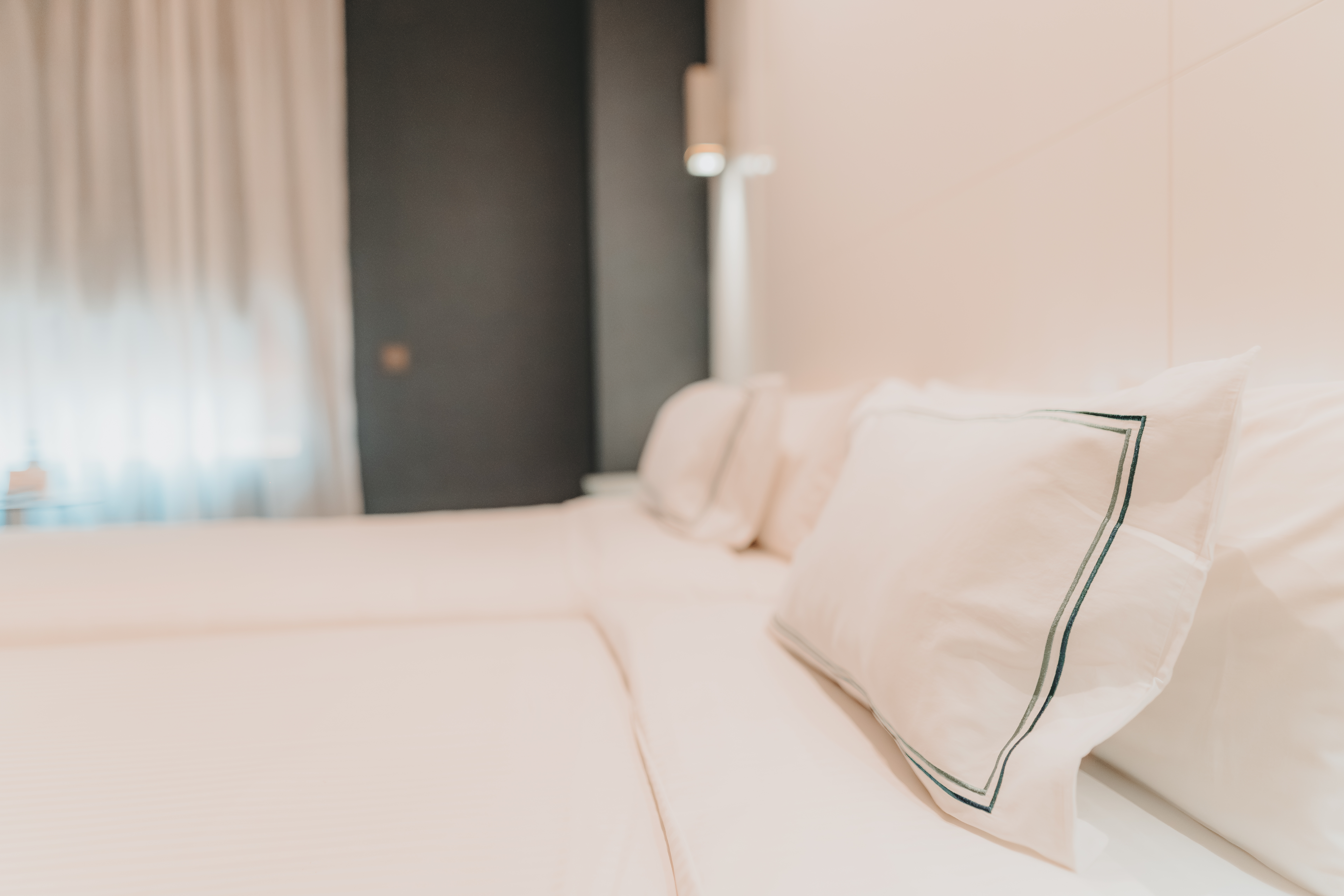 Room, Double Bed