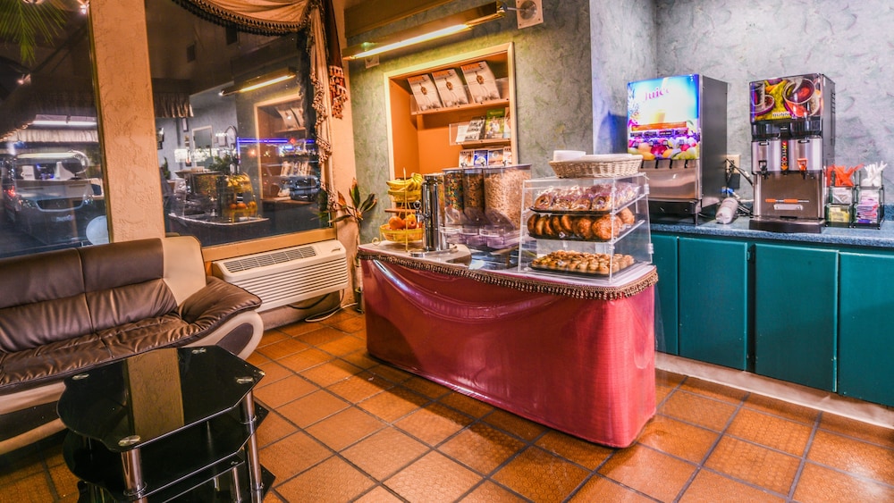 Vagabond Inn Costa Mesa 39/48