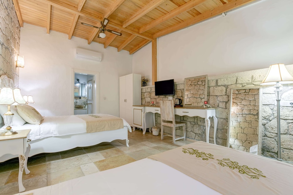 Villa Fora Hotel 18/48