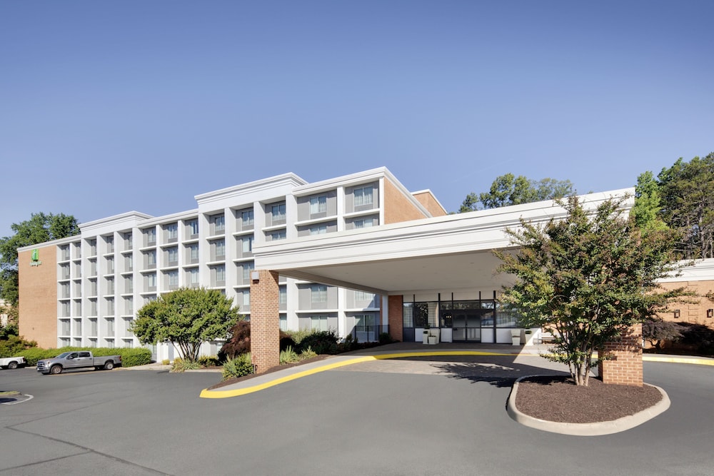 Holiday Inn Charlottesville-Univ Area 1/59