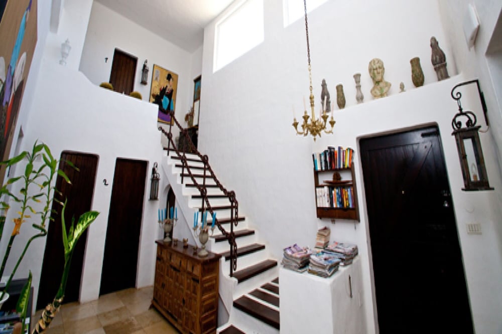 Casa De Hilario 11/71