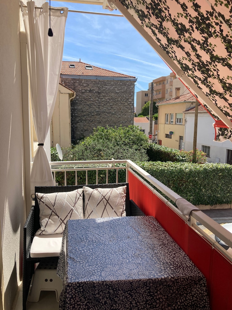 Cannes City B&B 29/37