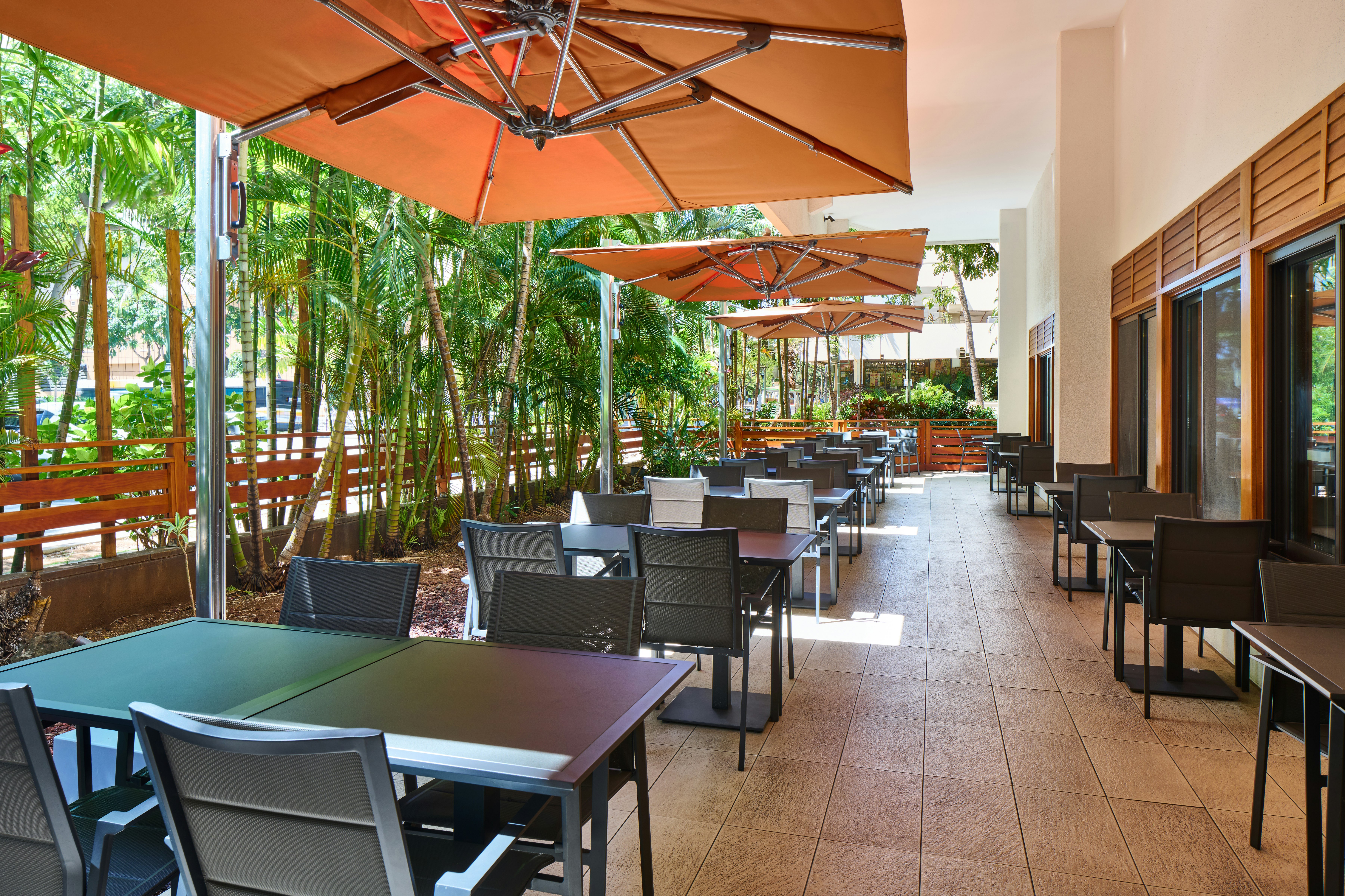 Holiday Inn Express Waikiki 49/77