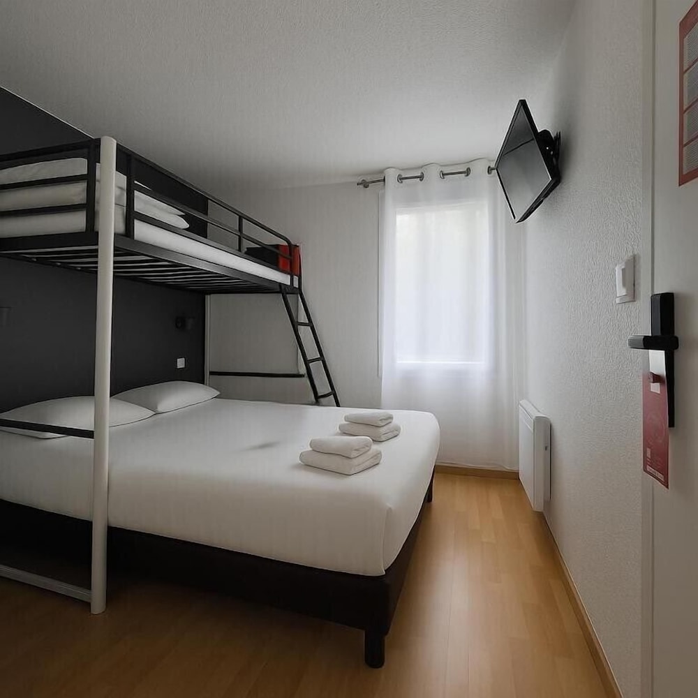Fasthotel Limoges 13/32