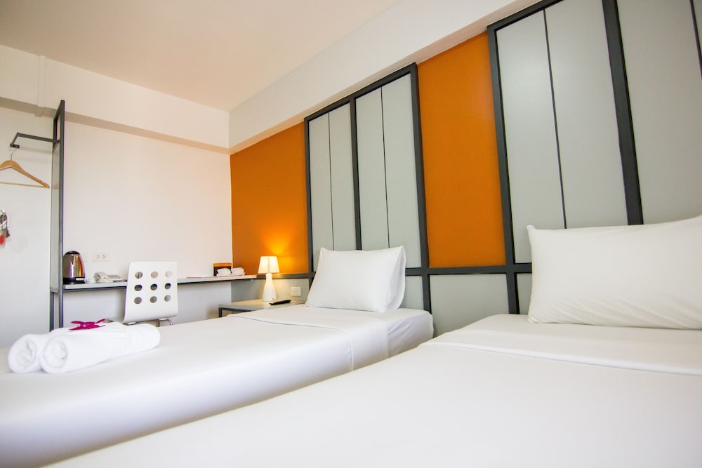 SUPERIOR, TWIN BEDS