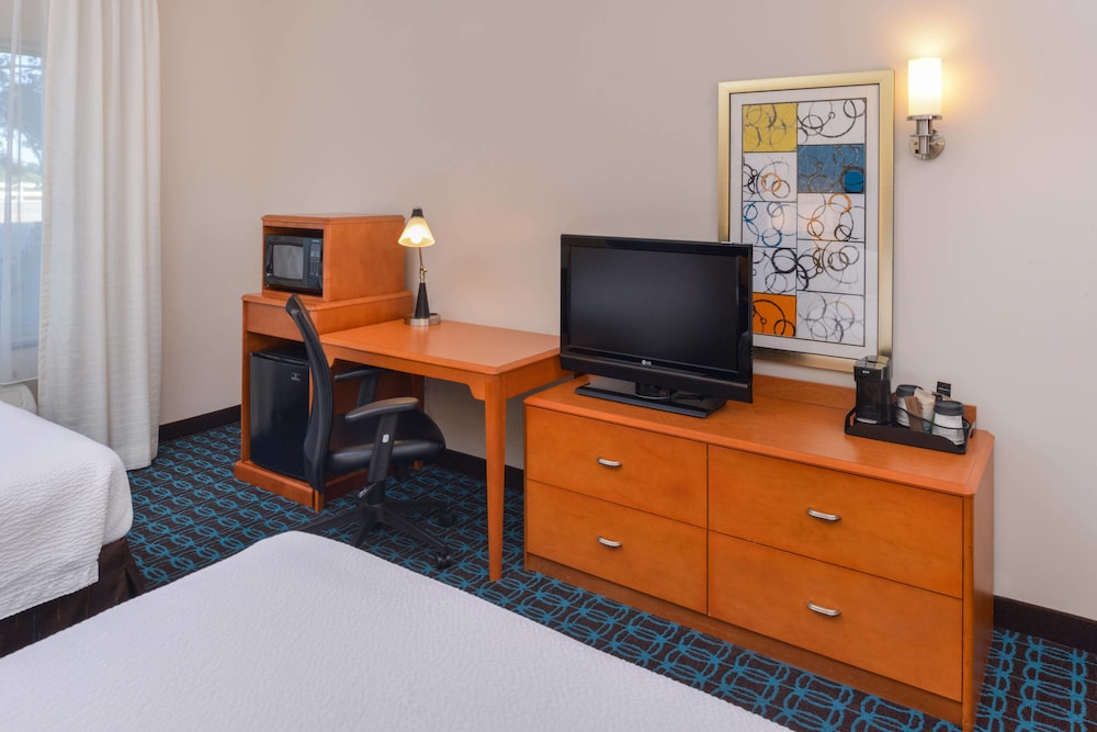 Fairfield Inn & Suites by Marriott Santa Maria 30/31