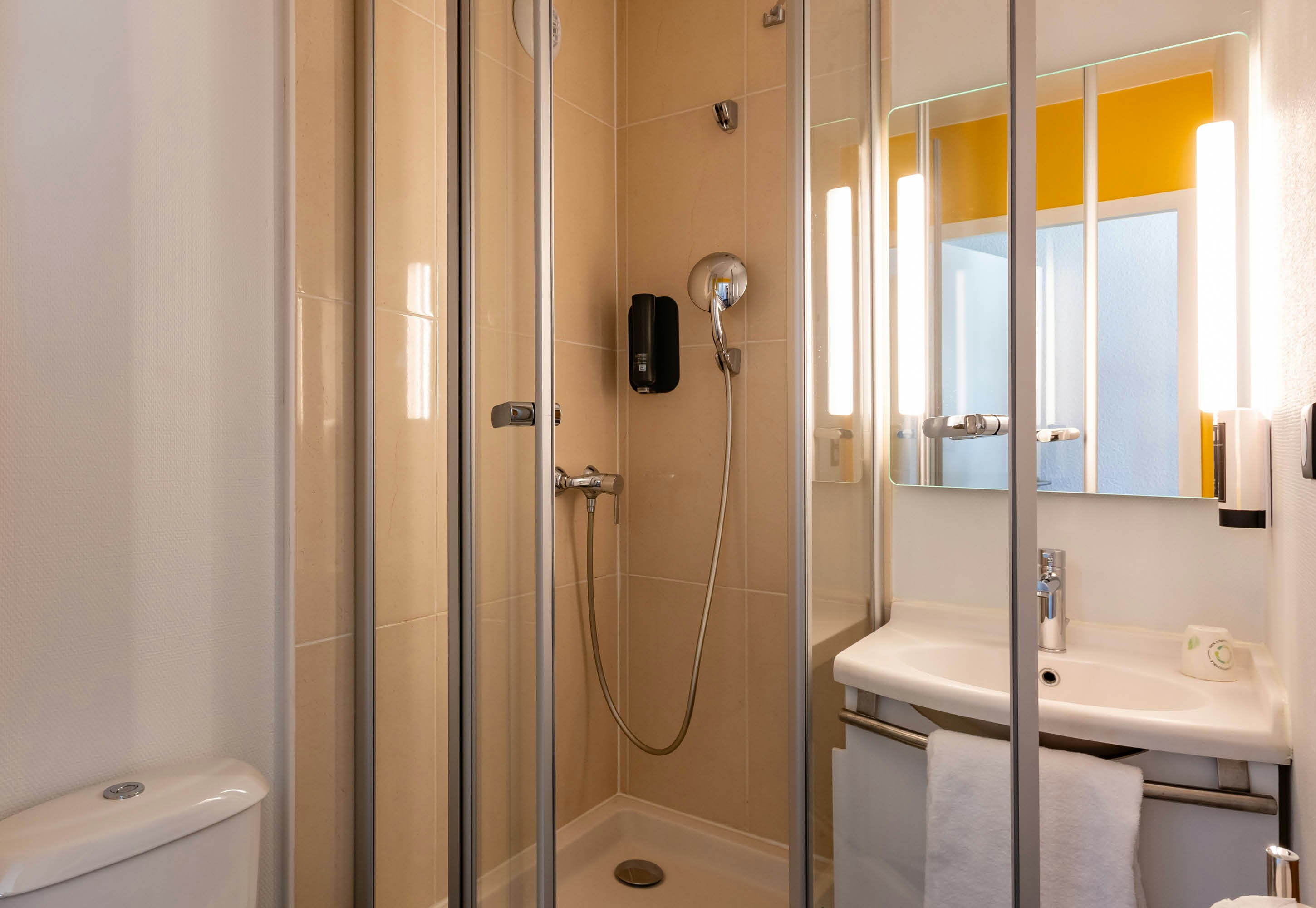 B&B HOTEL Grenoble Centre Verlaine 31/31