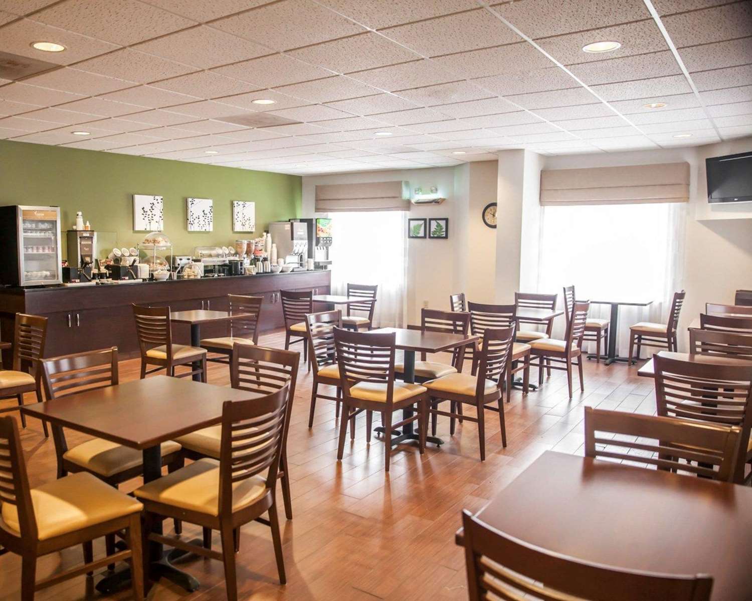 Sleep Inn and Suites Hagerstown 25/32