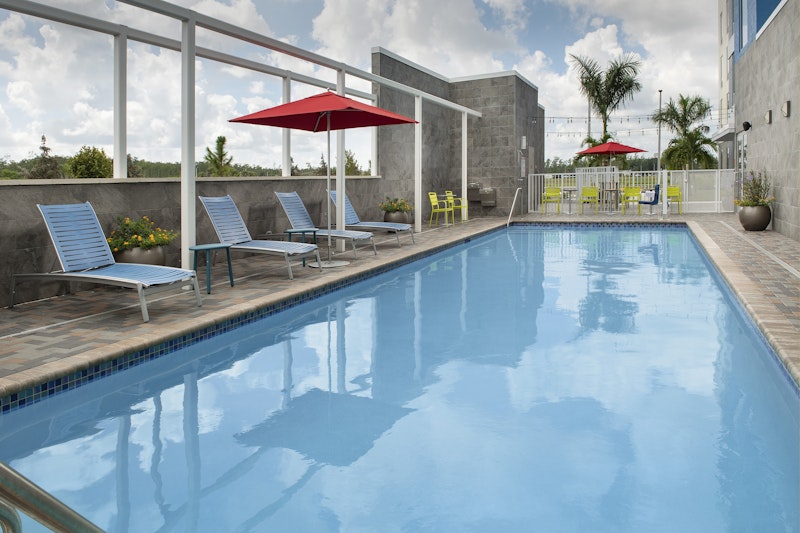Home2 Suites by Hilton Fort Myers Airport 16/42