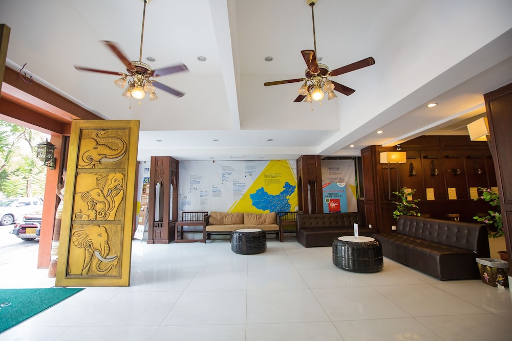 CHIANG ROI 7 DAYS INN 10/51