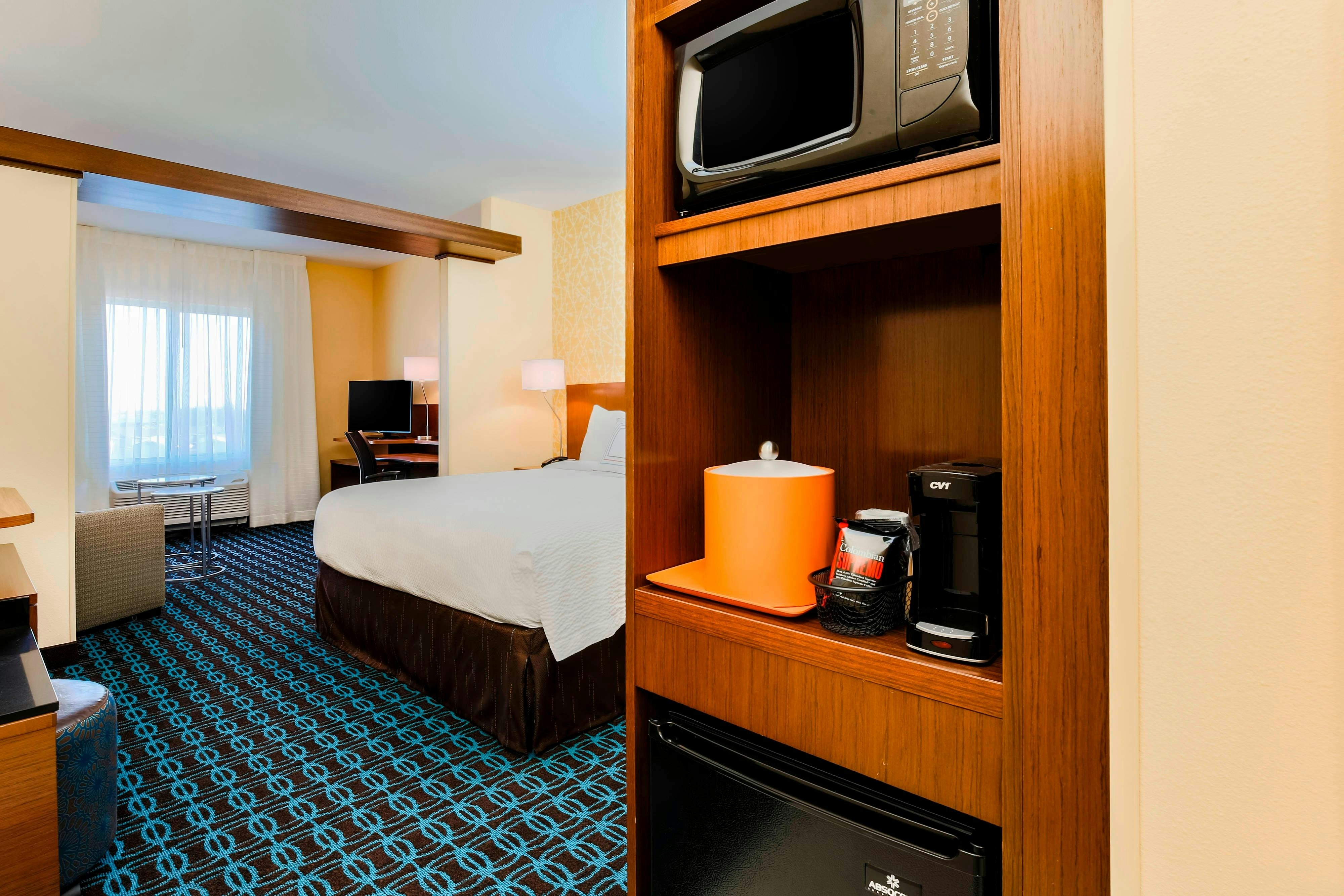 FAIRFIELD INN & SUITES PECOS 15/41