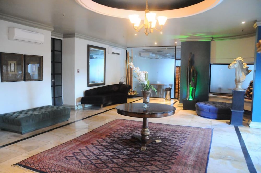 Gallant Hotel 45/67