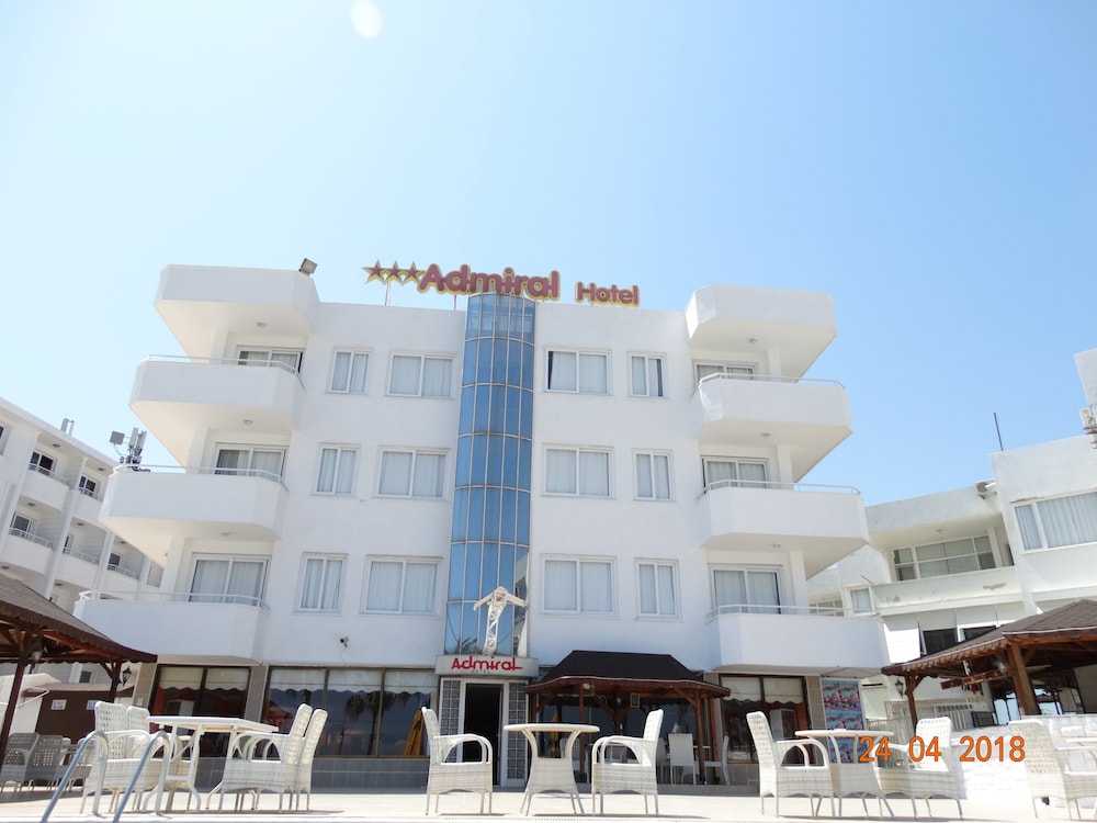 Admiral Hotel 1/48