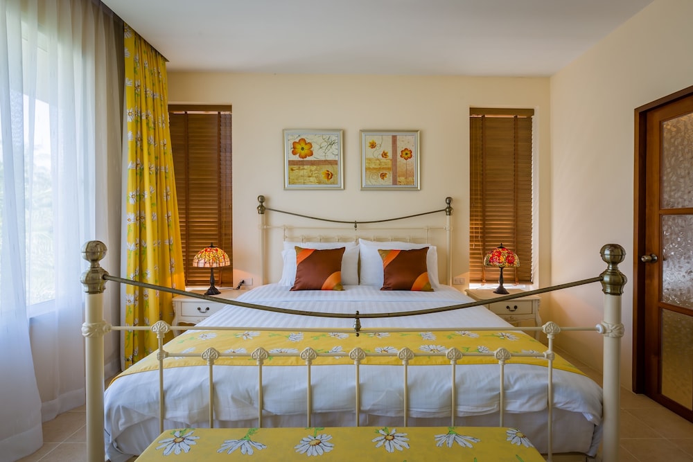 Fisherman Way Beach Resort 26/74