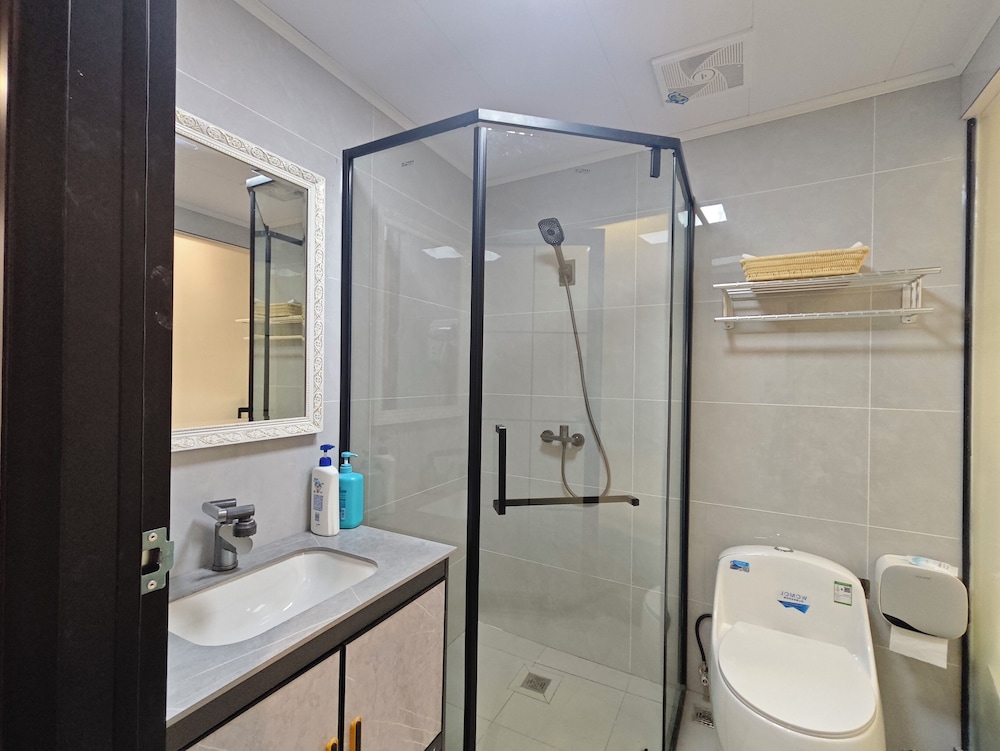 Wuzhen Liangzhu Boutique Inn 48/50