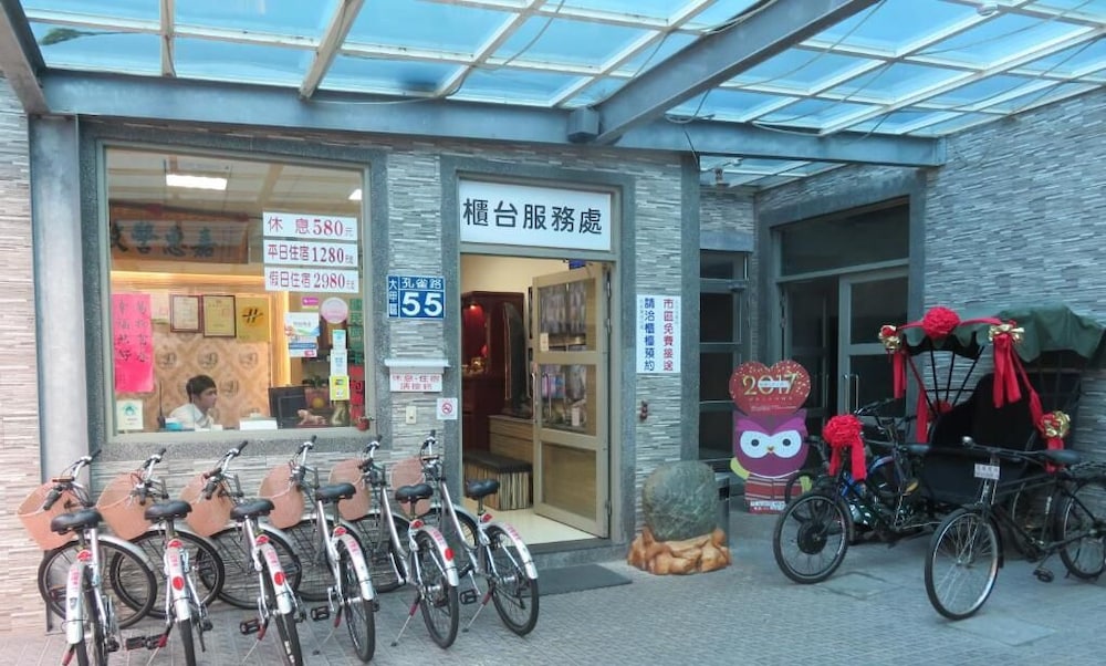 Maohua Motel 28/44