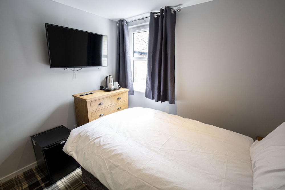 Crown Court Hotel & Bar 21/50