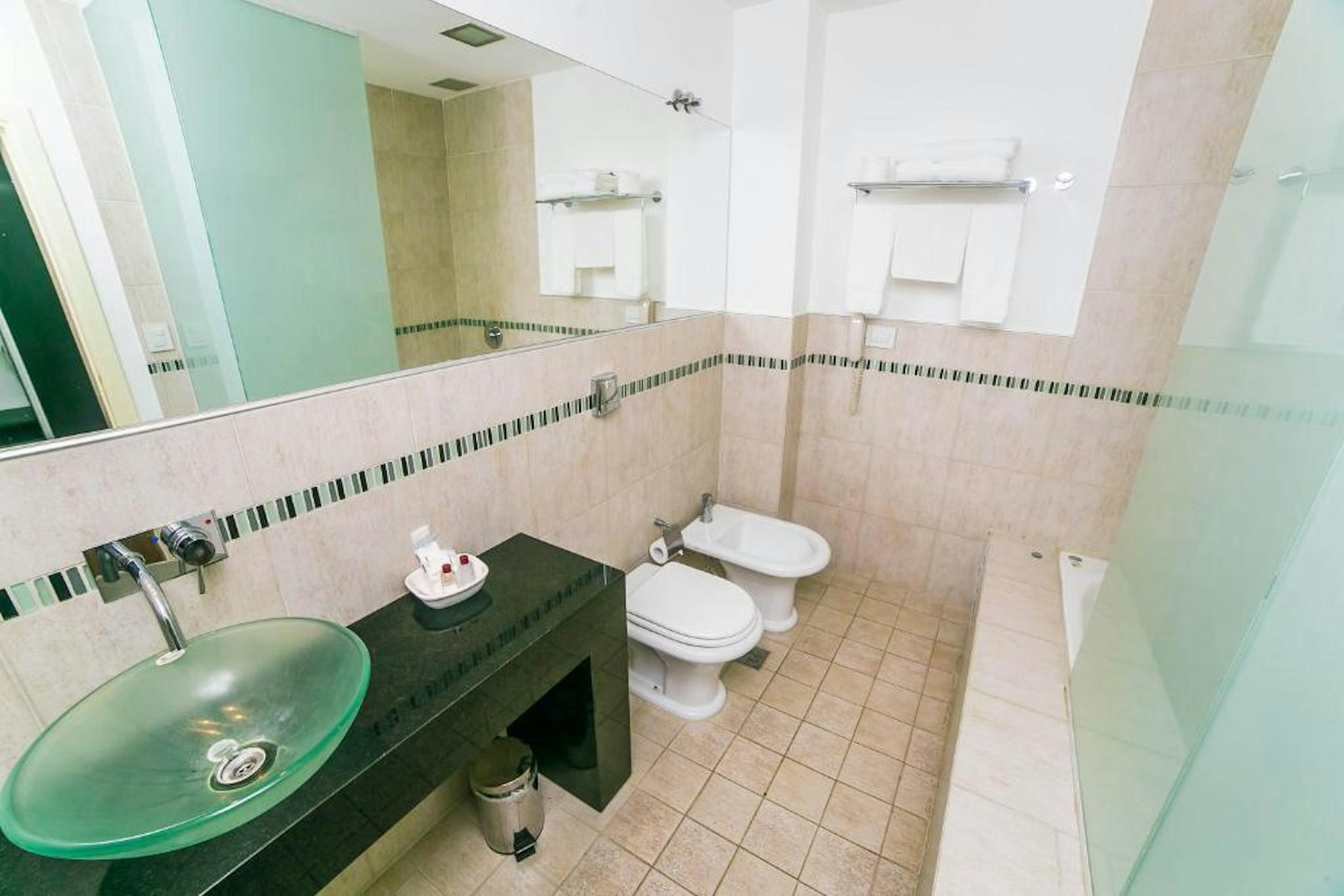 Amerian Villa Maria Park Hotel 62/63