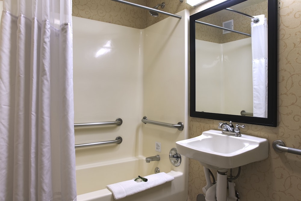 Larkspur Landing Hillsboro - An All-Suite Hotel 9/52