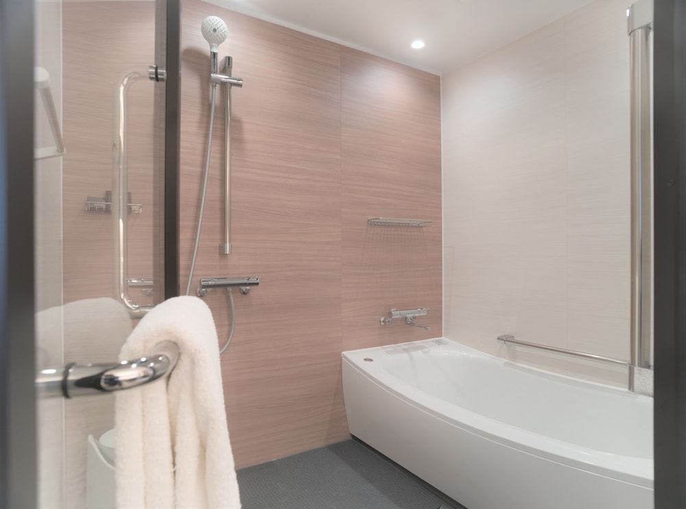 OMO5 Yokohama Bashamichi by Hoshino Resorts 50/50