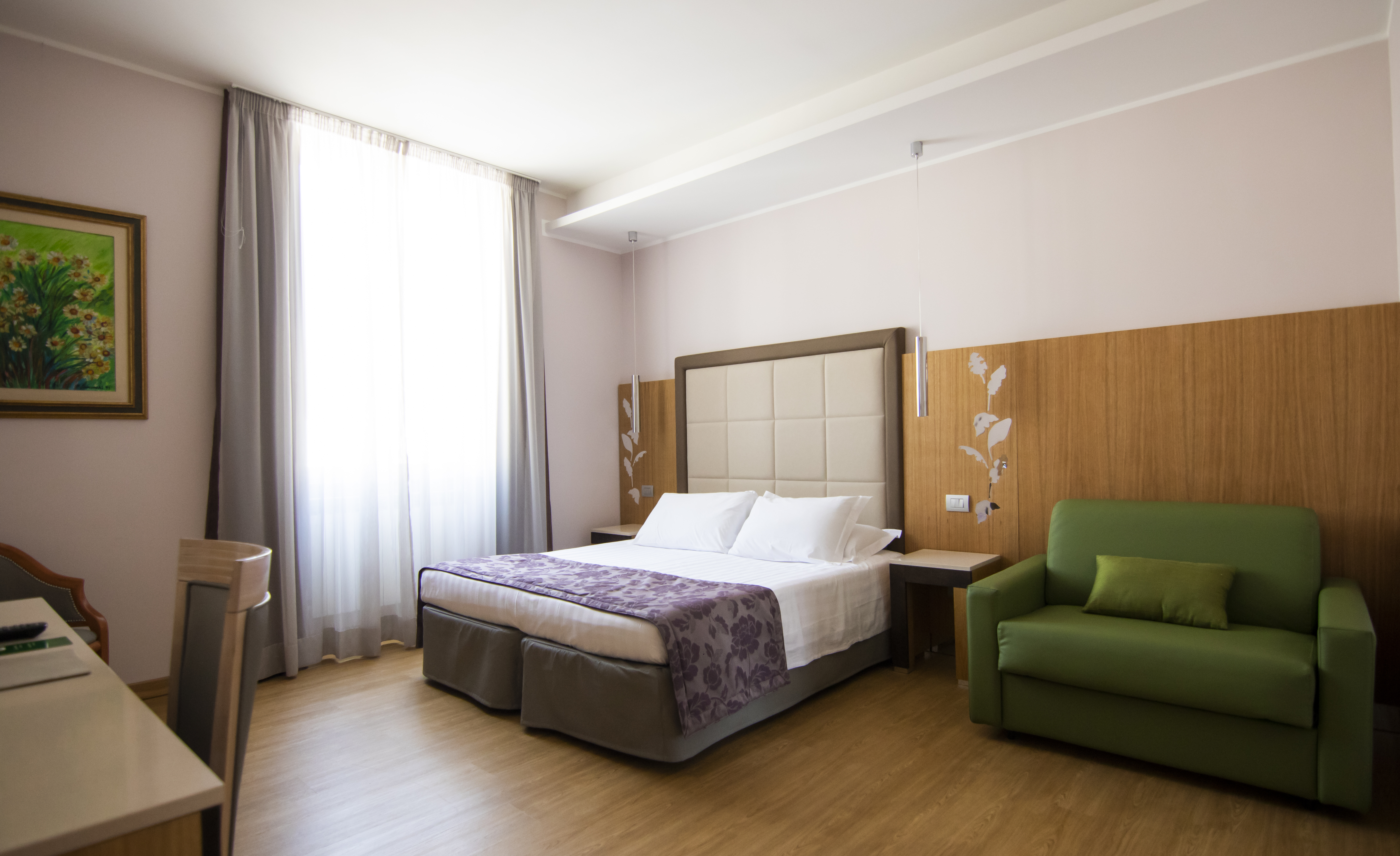 ROOM, TRIPLE, WITH VIEW