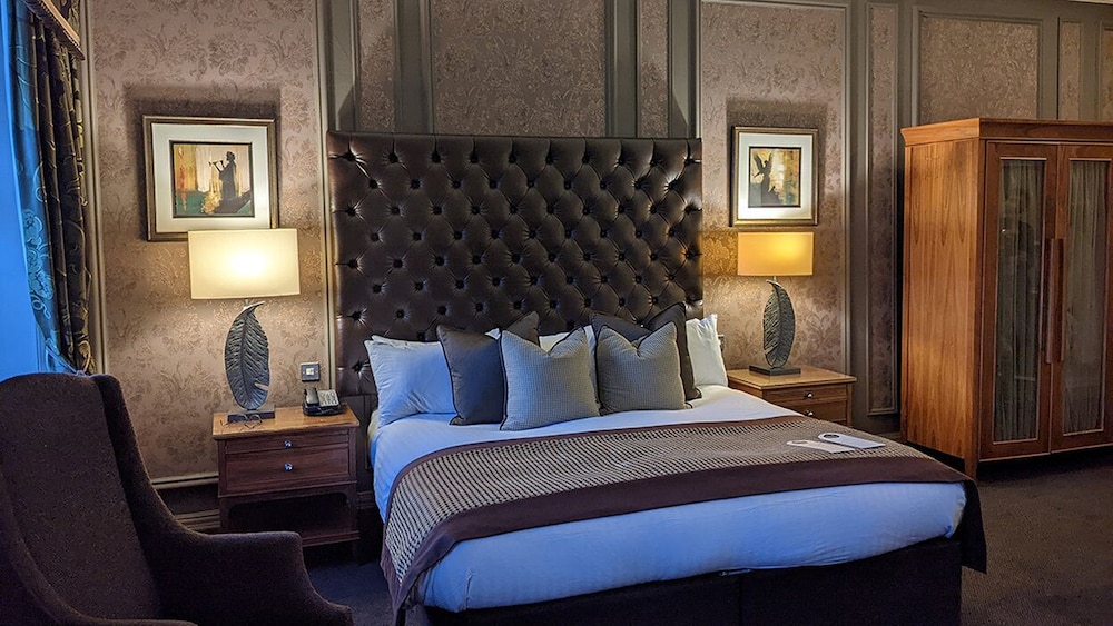 Crathorne Hall Hotel 11/64