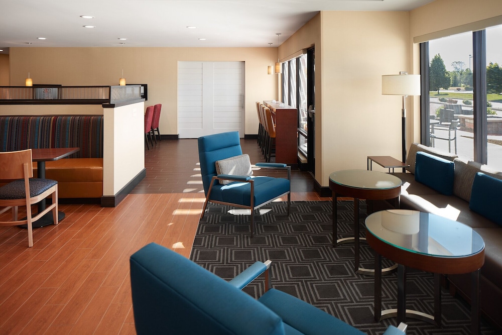 Towneplace Suites by Marriott Danville 15/25