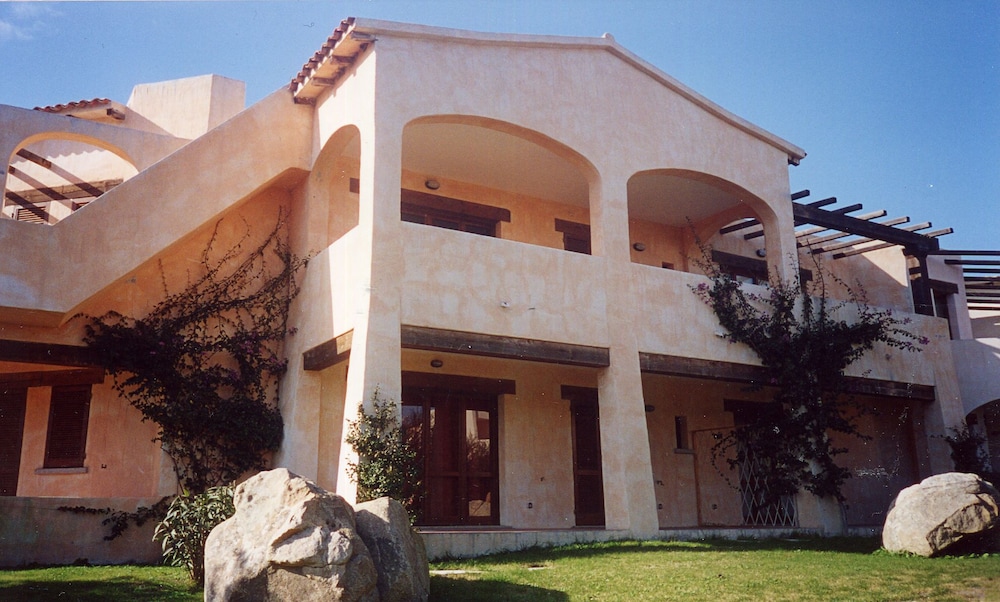 Residence Le Corti di Marinella 4/42