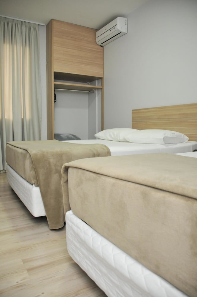 Hotel Vivendas Centro 13/35