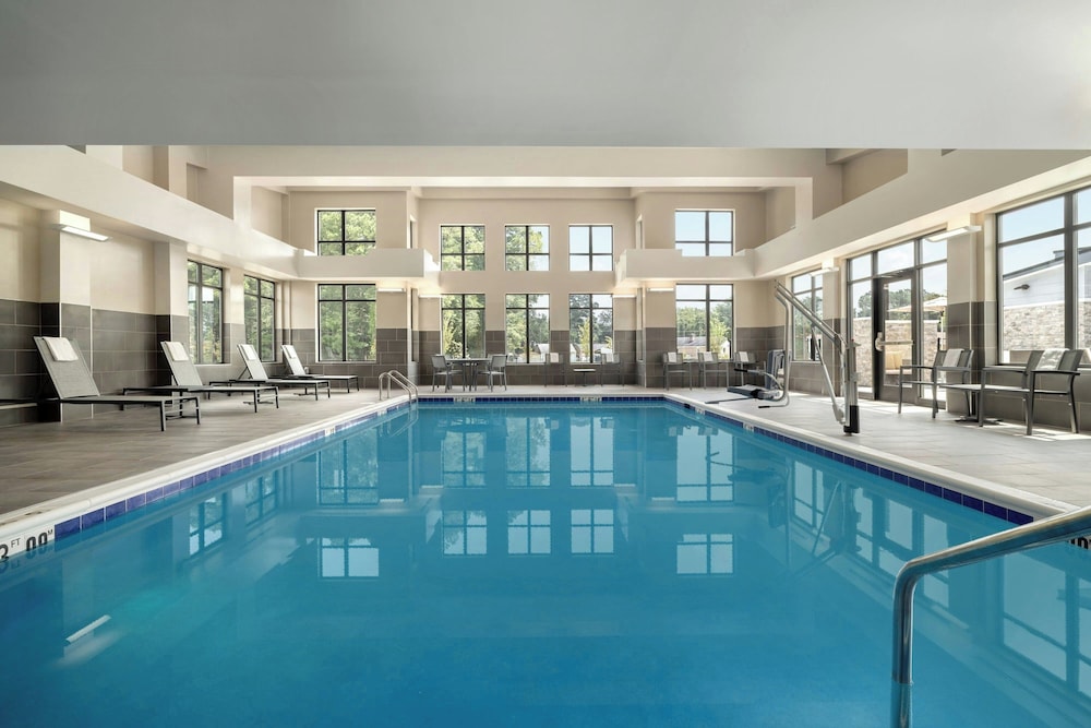 Residence Inn By Marriott Richmond Airport 7/36
