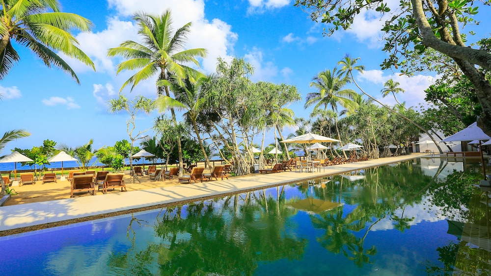Pandanus Beach Resort and Spa 36/39
