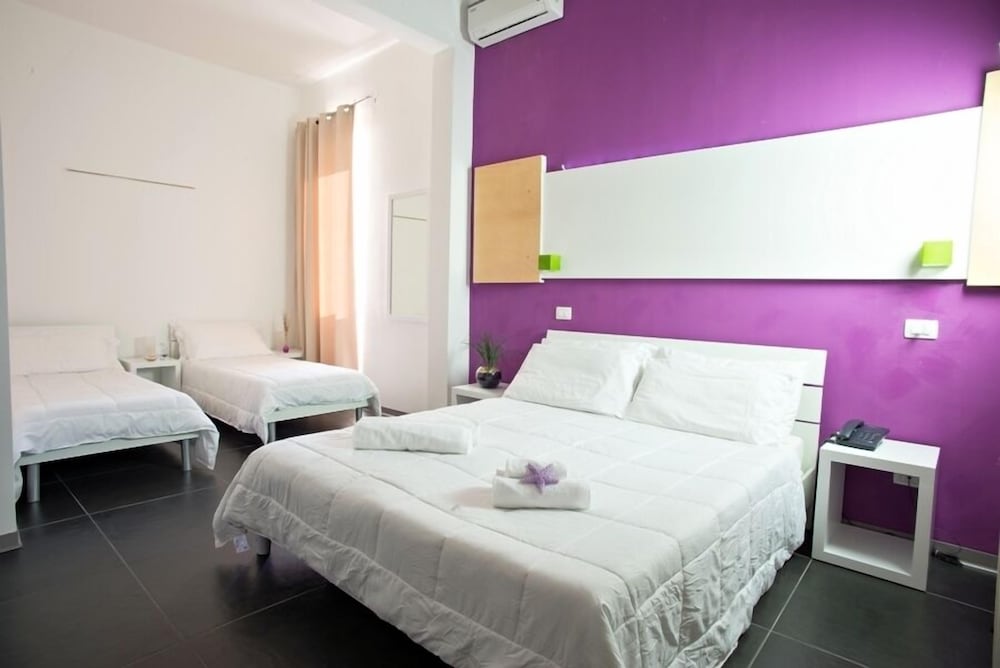 Oasis Park Hotel 18/43