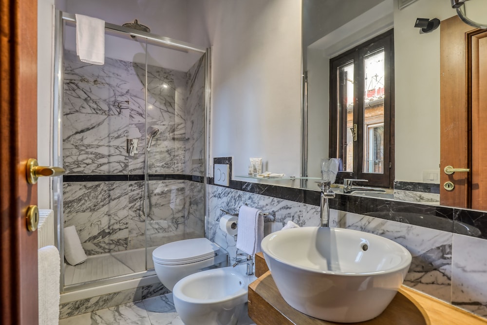 Luxury Navona 57/58