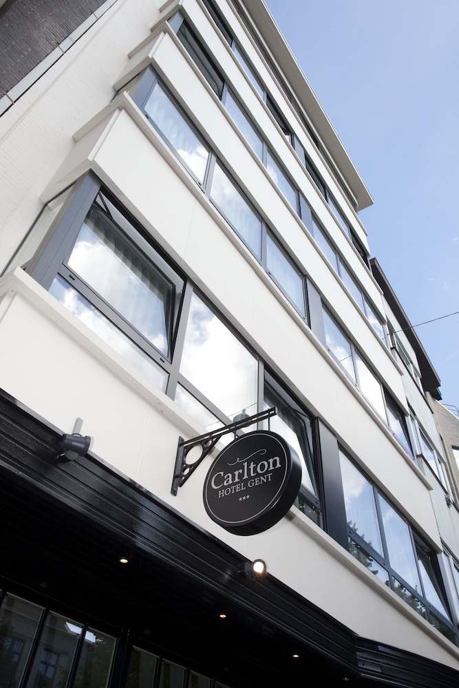 Hotel Carlton 1/53